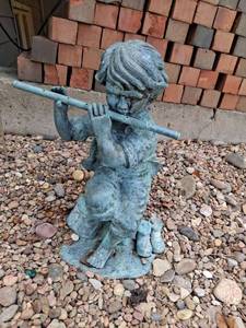 lot 1097 image: Garden Statue Boy with Flute Figurine