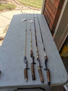 lot 1116 image: Lot of 4 Fishing Rods