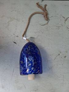lot 1117 image: Blue Speckled Glass Pendant Bell