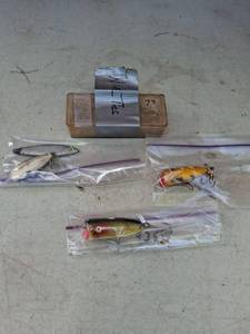 lot 1118 image: Fishing Lure Lot