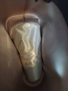 lot 1133 image: Resistol Self-Conforming XXX Beaver Cowboy Hat - Size 7-14