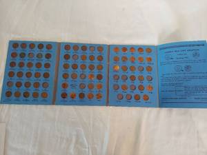 lot 1135 image: Lincoln Cent Collection Starting 1941 - Includes Steel War Pennies