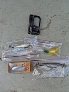 lot 1164 image: Zebco Fishermans De-Liar Scale With Fishing Lures Lot