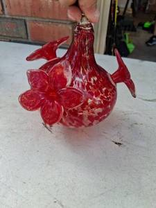lot 1165 image: Red Glass Hummingbird Feeder