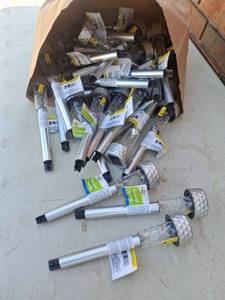 lot 1173 image: 34 New Solar Stake Lights