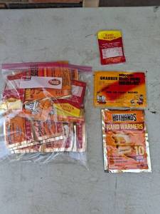 lot 1179 image: Hand Warmer Lot HotHands, Grabber, Instant Heat Packs Bundle