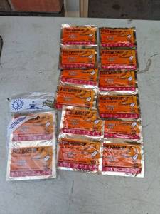lot 1182 image: Foot Warm-Up Foot Warmers - Lot of 17