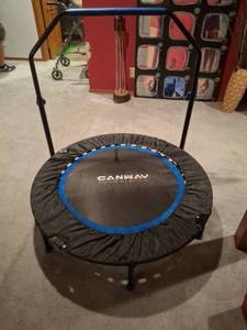 lot 1195 image: Canway Fitness Trampoline with Handle Bar