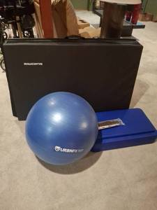 lot 1199 image: ExerciseStability Ball with Blue Platform Step and Mat
