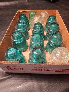 lot 1252 image: Glass Insulators - 14 Count Lot