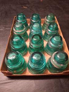 lot 1264 image: 12 Green Glass Dome Insulators Lot