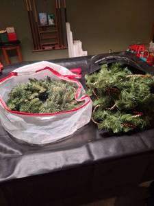 lot 1267 image: Evergreen Wreath with Red Beaded Garland Decoration