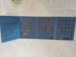 lot 1270 image: Whitman Lincoln Cent Collection Starting 1941 - Includes Steel War Pennies