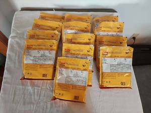 lot 1332 image: (13) Kodak Professional Dektol Developer - Makes 1 US Gallon