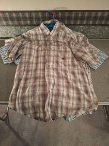 lot 1364 image: Mens Short Sleeve Plaid Button-Up Shirts - Lot of 5 Medium