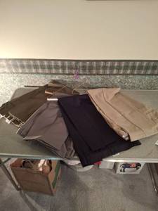 lot 1367 image: Lot of 4 Dress Pants  Trousers - 33x29