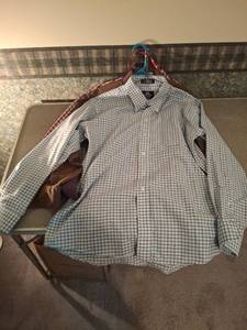 lot 1368 image: Mens Button-Up Dress Shirts - Lot of 4 Long Sleeve 16.5