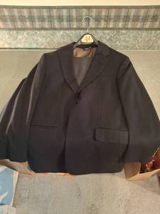 lot 1394 image: Joseph & Feiss Blazer and Pants Size 34W