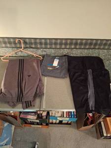 lot 1396 image: Mens Pants and Shorts Lot - 3 Pieces Large