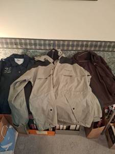 lot 1398 image: Jacket Lot - 3 Pieces Size L Eddie Bauer, Windbreaker, Fleece