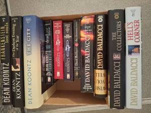 lot 1421 image: Lot of 11 Books Koontz, Baldacci