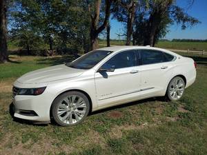 lot 1 image: 2017 Chevrolet Impala 4-Door Sedan - 71,313 Miles - Salvage Title Watch Video
