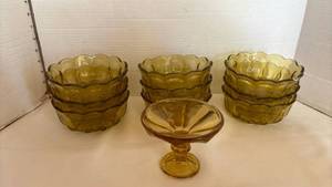 lot 1046 image: Amber Glass Bowls and Compote Dish