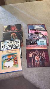 lot 1088 image: Vinyl records