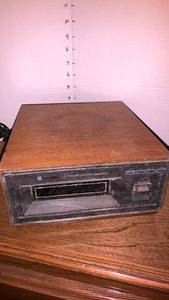 lot 1131 image: General Electric 8 track player