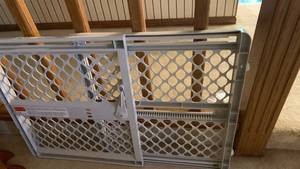 lot 1137 image: Safety Gate Pet Barrier with Perforated Mesh