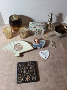 lot 2014 image: Decorative Lot Porcelain Box, Glassware, Figurines, Plaque and Accessories