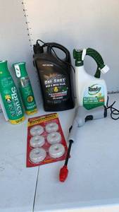 lot 3023 image: Lawn & Garden Chemical Lot Roundup Spectracide Spruce Mosquito Dunks
