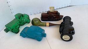 lot 3041 image: Vintage Avon perfume bottles