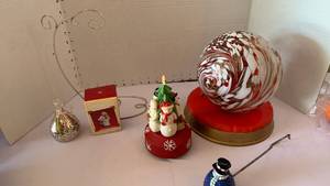 lot 3113 image: Christmas decor, including Hallmark, keepsake, ornament, and figurines
