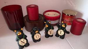lot 3407 image: Christmas candle decor with Noel bear figurines