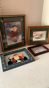 lot 3423 image: Christmas Holiday Framed Wall decor 15X12 and smaller