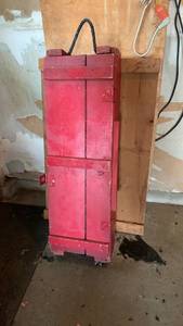 lot 3500 image: Red Wooden Storage Cabinet with Rope Handle 39X11
