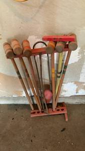 lot 3501 image: Croquet Set with Stand 10-Piece