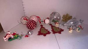 lot 3515 image: Christmas Ornament Lot Balls Trees Snowmen Decorations