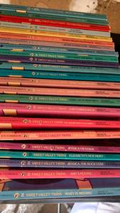 lot 3548 image: Sweet Valley Twins Book Lot 20 Titles Francine Pascal