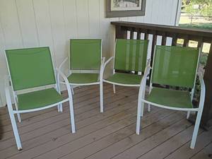 lot 4105 image: 4 Outdoor Chairs.