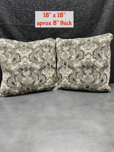 lot 46 image: Decorative Pillows 18x18 Pair Approx 8 Inch Thick