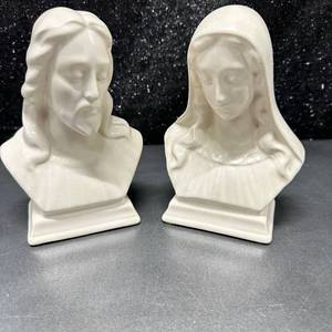lot 51 image: Pair of Sculptural Portrait Busts, White, Rectangular Base
