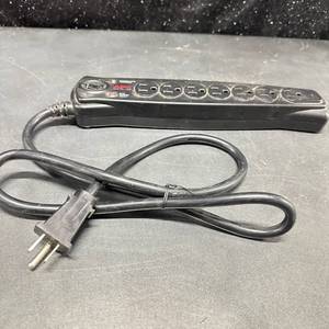 lot 87 image: APC by Schneider Electric 7-Outlet Power Strip 120V 15A 5060Hz
