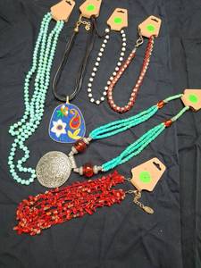 lot 9 image: Lot of 6  Beaded Necklaces with Pendants, Assorted Colors