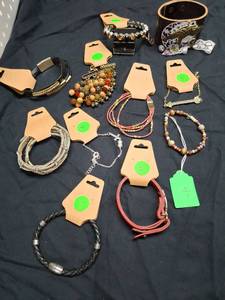lot 13 image: Lot of 11 Fashion Bracelets