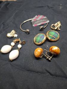 lot 18 image: Mixed Costume Jewelry Lot - Earrings, Bracelet, BroochesPins