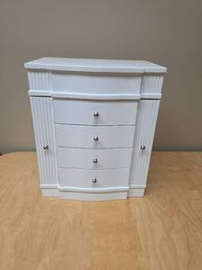 lot 50 image: White Jewelry Box with Mirror 4 Drawers and Side Storage