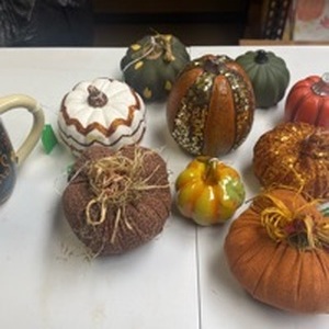 lot 203 image: Decorative Fall Pumpkin Decor Lot and Coffee Mug, total of 10 Pieces
