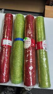 lot 236 image: Decorative Mesh Ribbon 4-Roll Lot, Red and Green